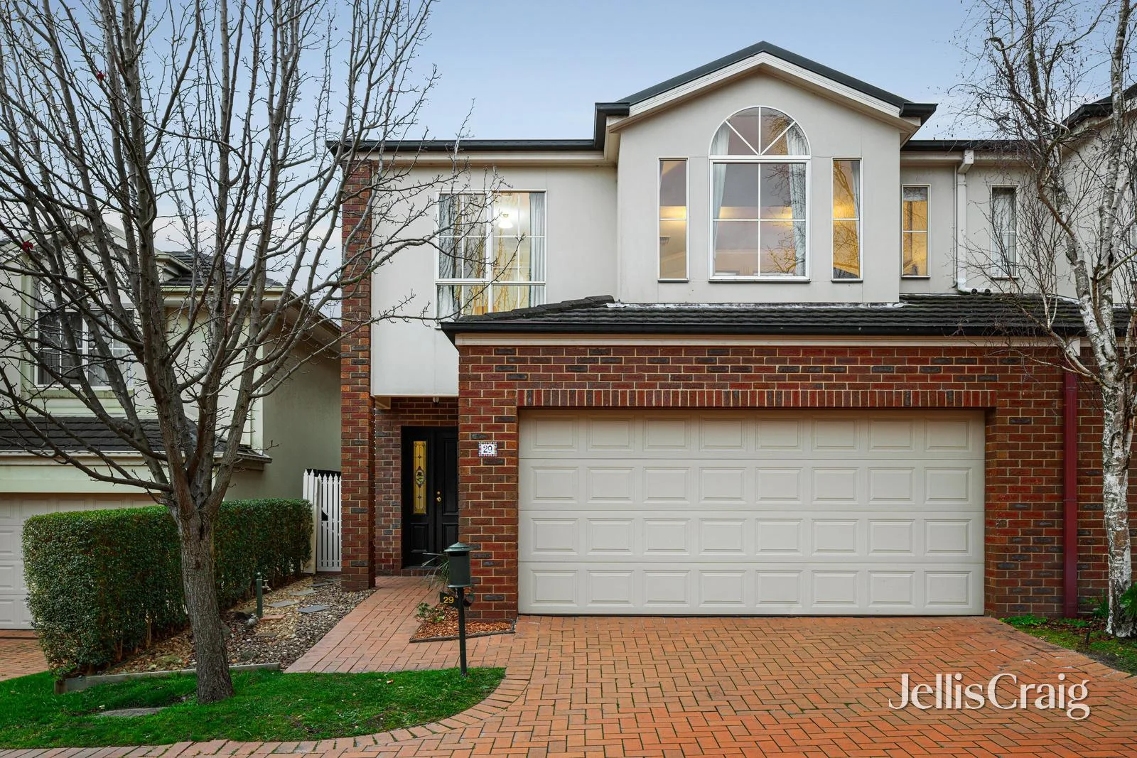 29 St Claire Walk, Doncaster East, Vic 3109