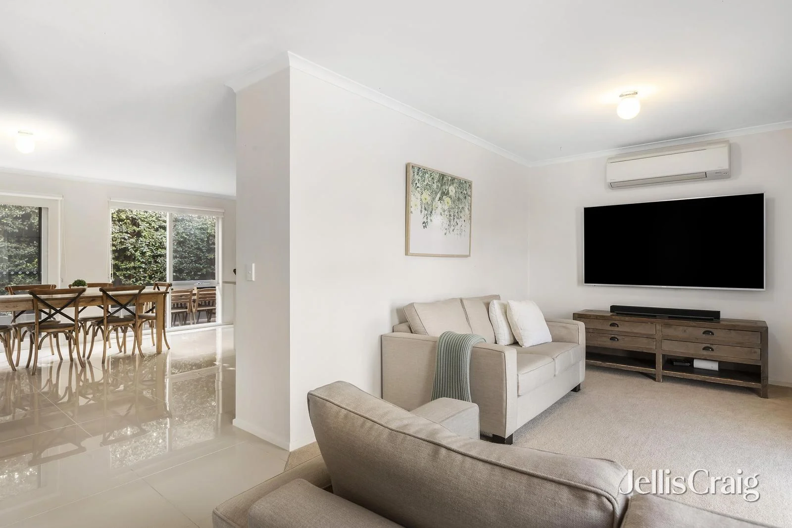 2A Kelvin Close, Niddrie, Vic 3042