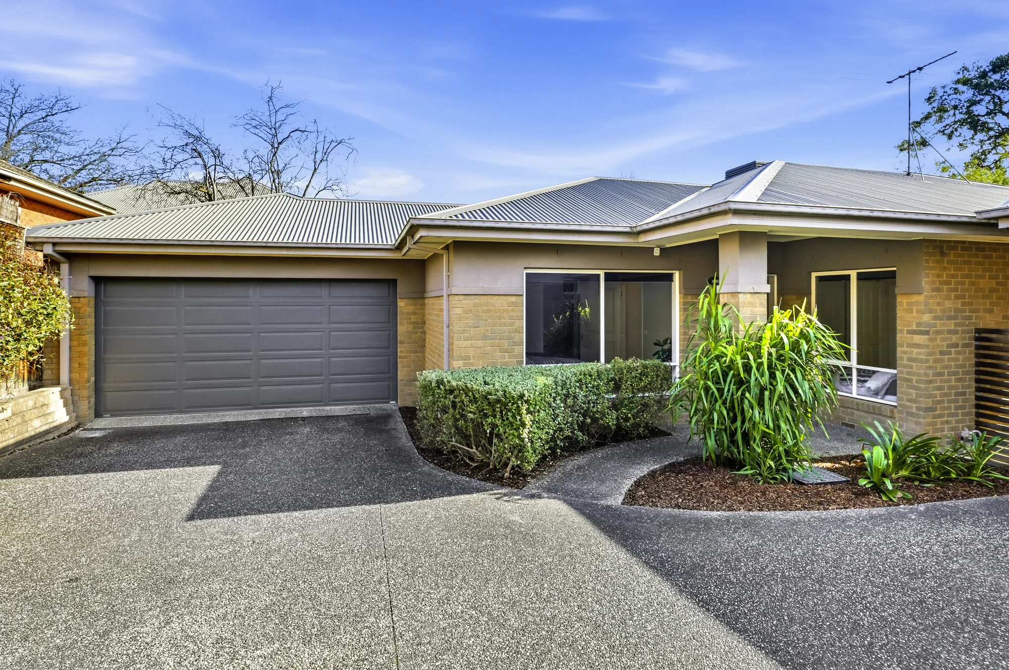 3/10 Halls Parade, Mitcham, Vic 3132