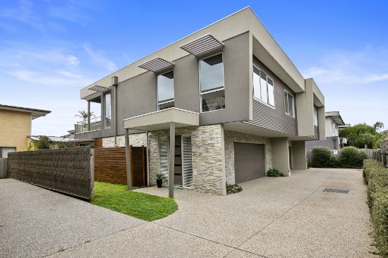3/11 Weir Street, Rye, Vic 3941