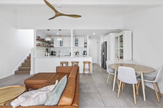 3/154 Currumbin Creek Road, Currumbin Waters, Qld 4223