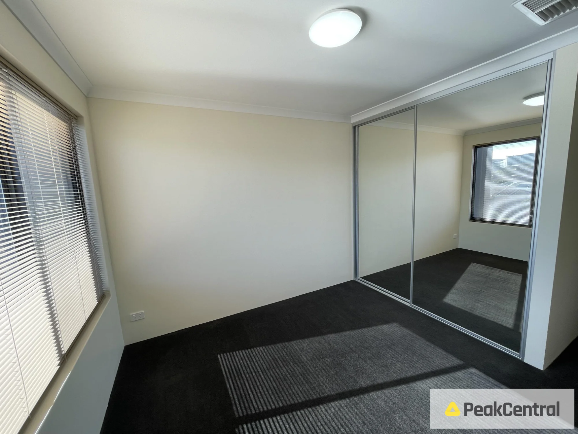 3/16 Pearson Drive, Success, WA 6164