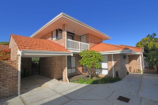3/2 Kanimbla Street, Bicton, WA 6157