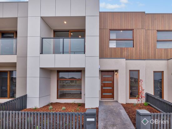33 Faolan Way, Cranbourne West, Vic 3977