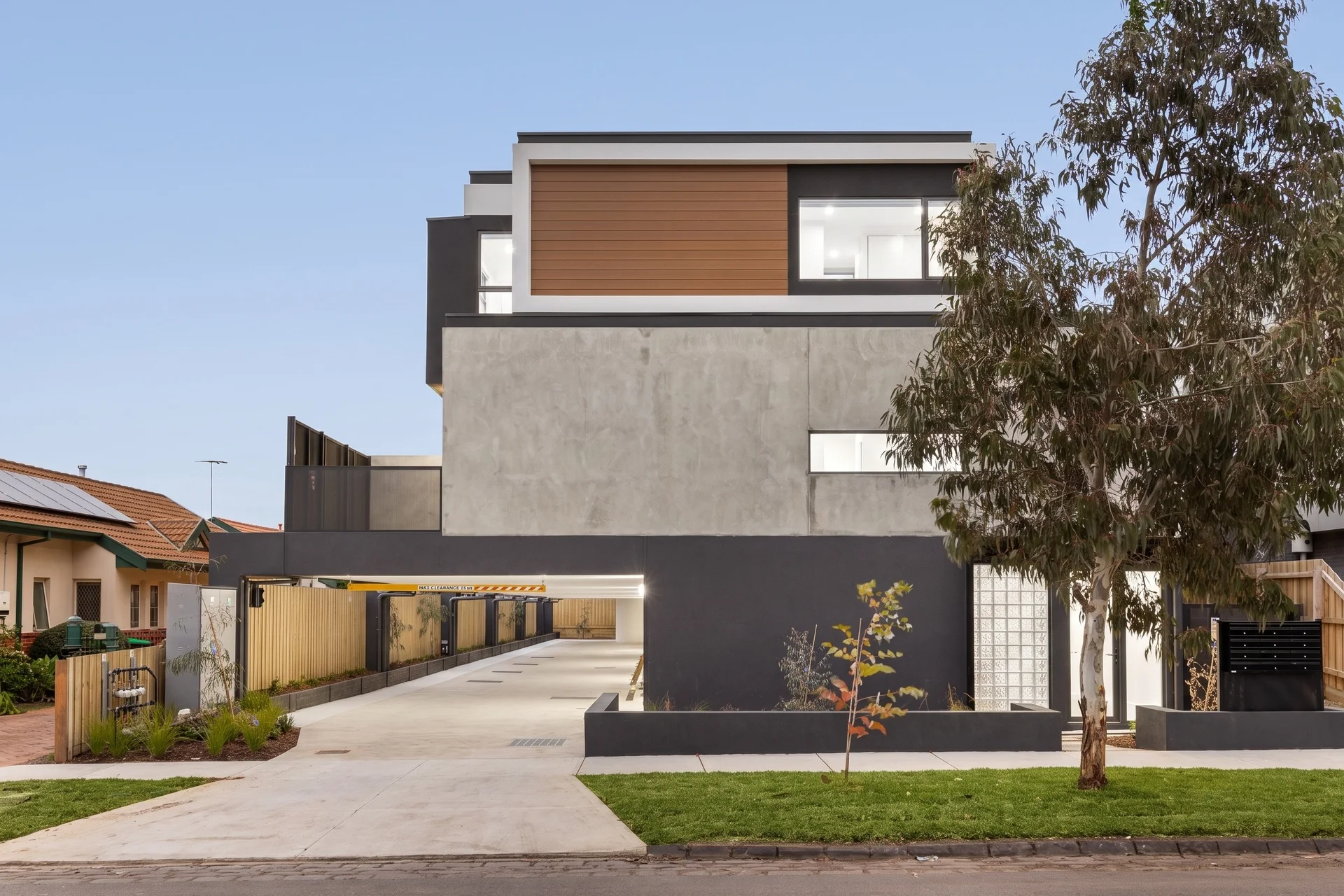 4/8 Winifred Street, Essendon, Vic 3040