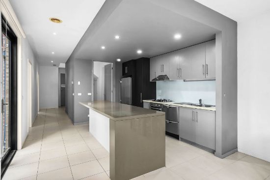 4 Botanic Drive, Clayton South, Vic 3169