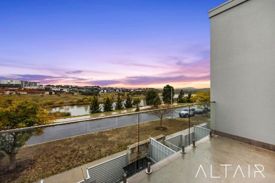 4A Edgeworth Parade, Coombs, ACT 2611