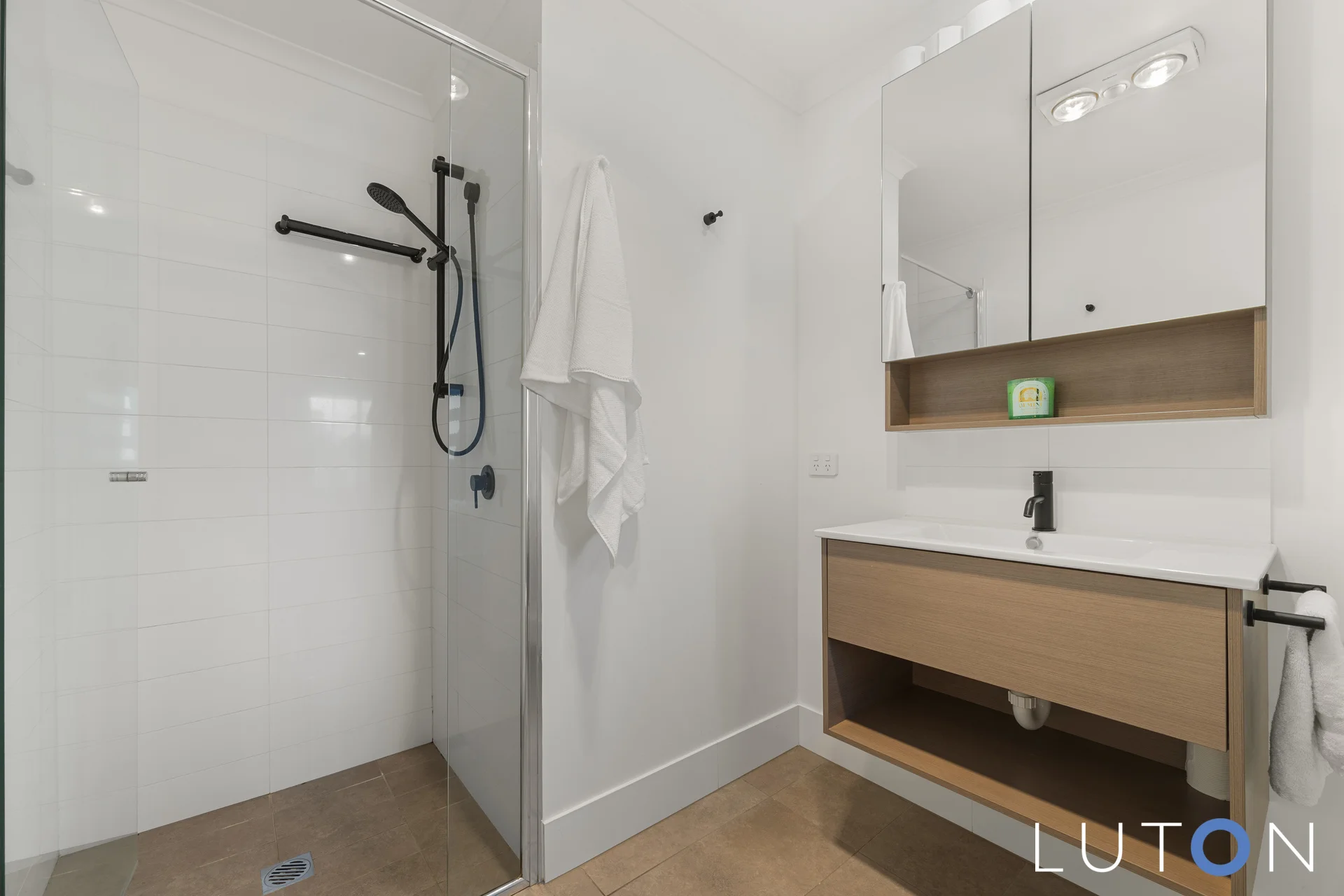5/128 Easty Street, Phillip, ACT 2606