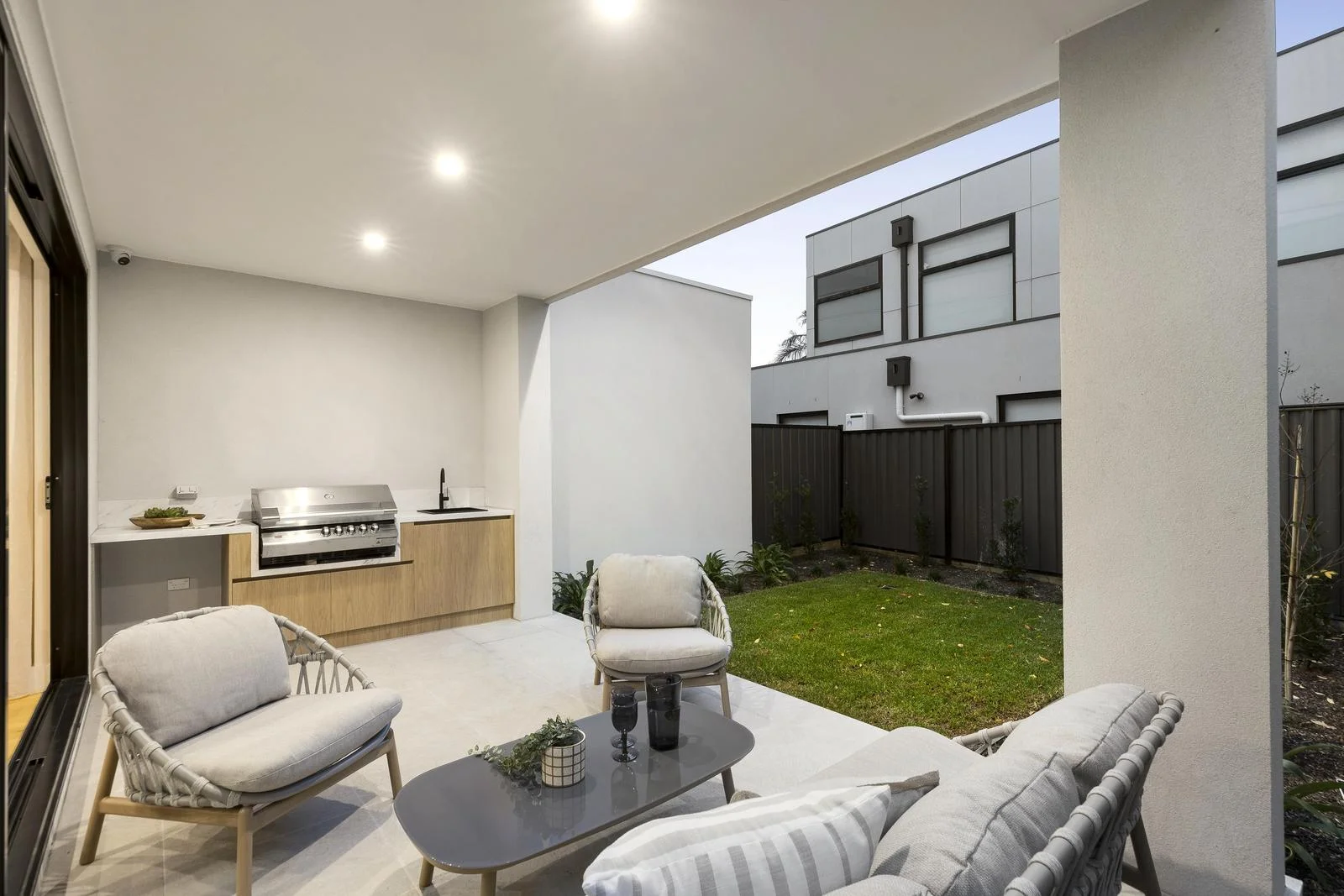 54 Dinah Parade, Keilor East, Vic 3033