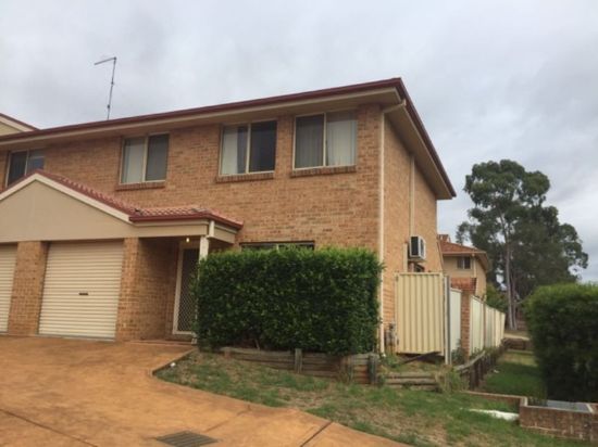 8/23 Hillcrest Rd, Quakers Hill, NSW 2763