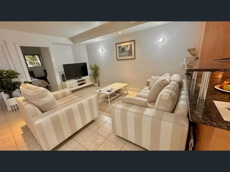 8/5-7  Arlington Esplanade, Clifton Beach, Qld 4879