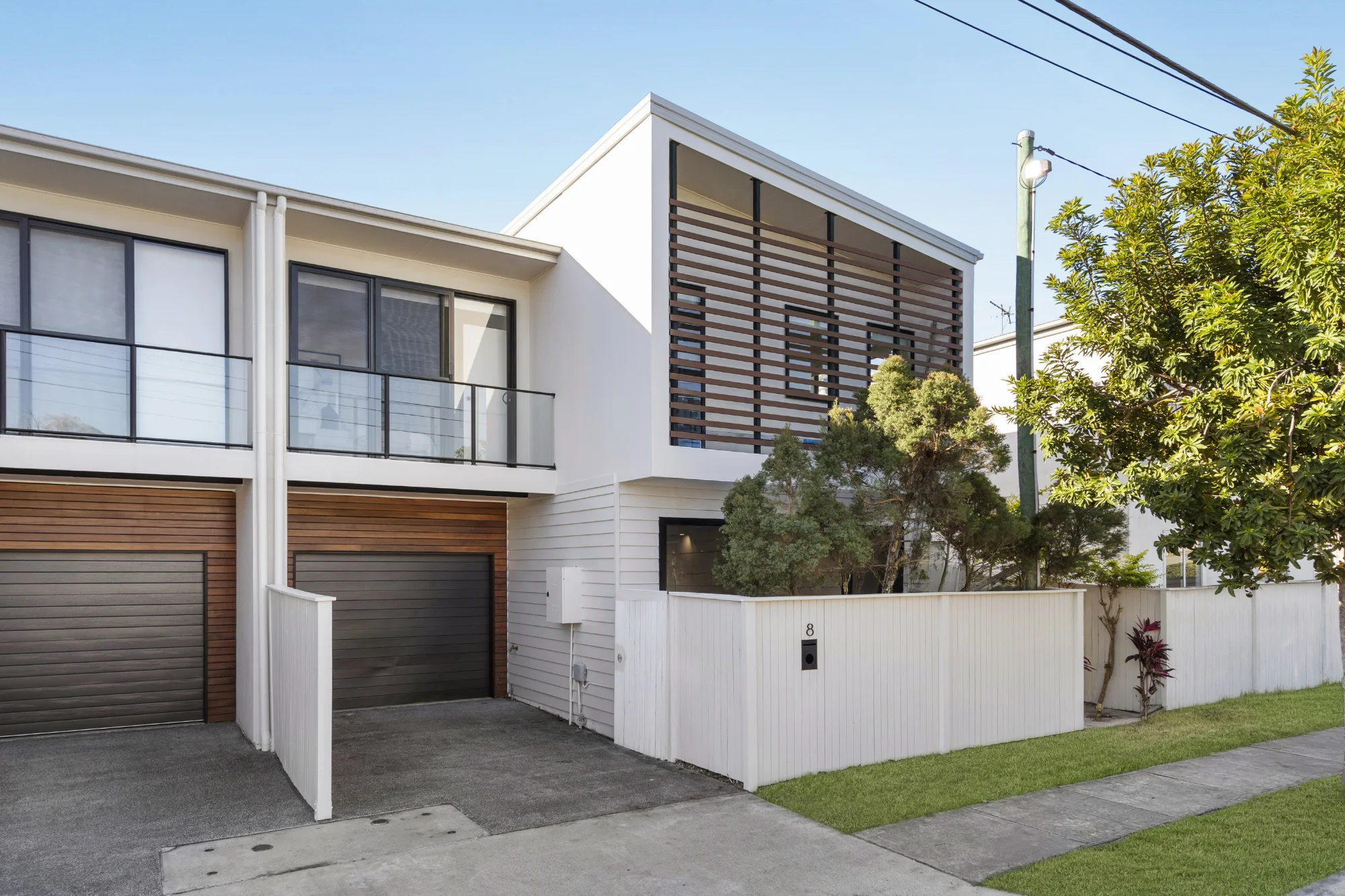 8  HANTS STREET, Hamilton, Qld 4007