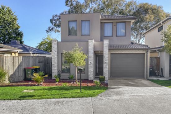 8 White Flats Terrace, Croydon, Vic 3136