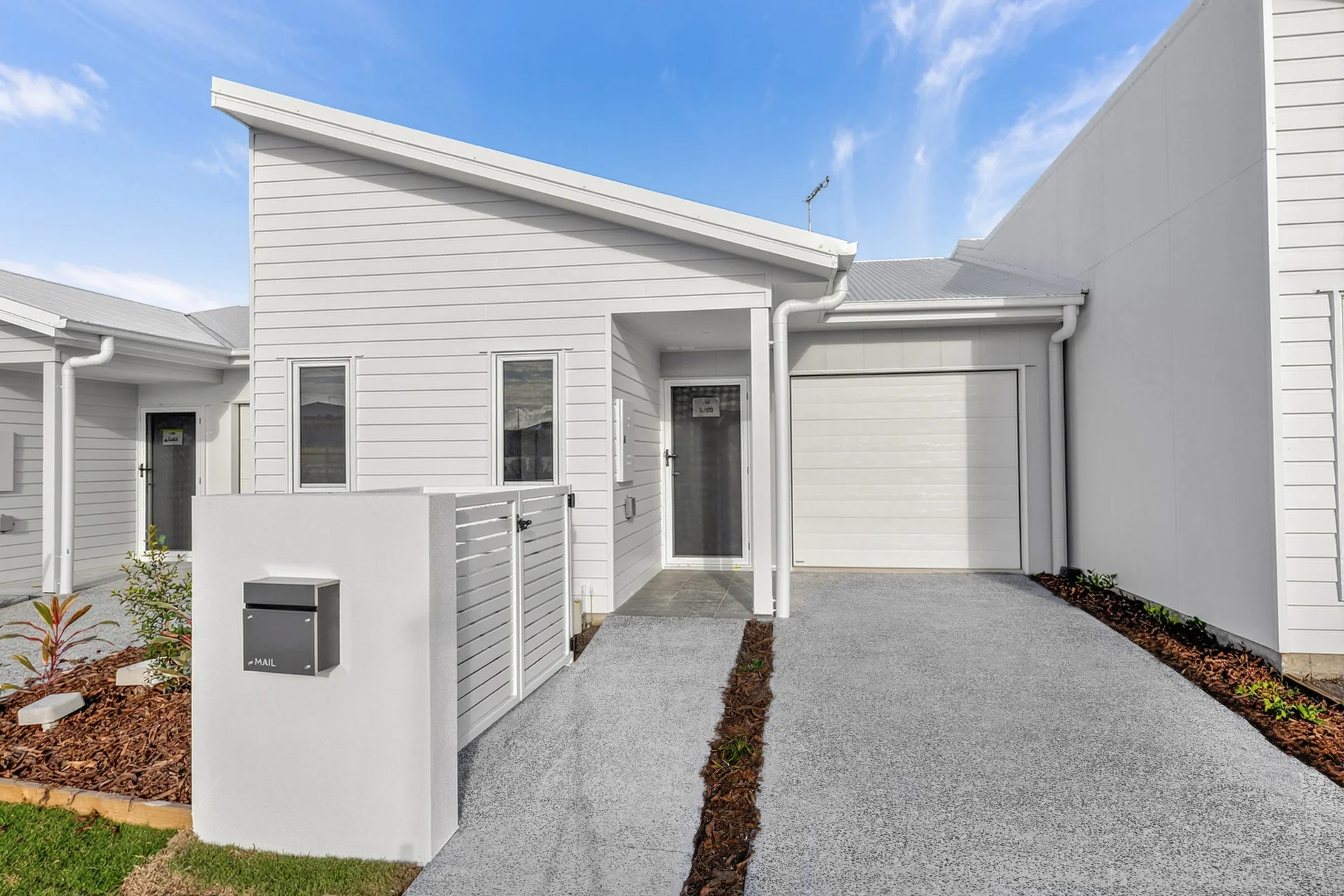 82 Dune Way Way, Banya, Qld 4551