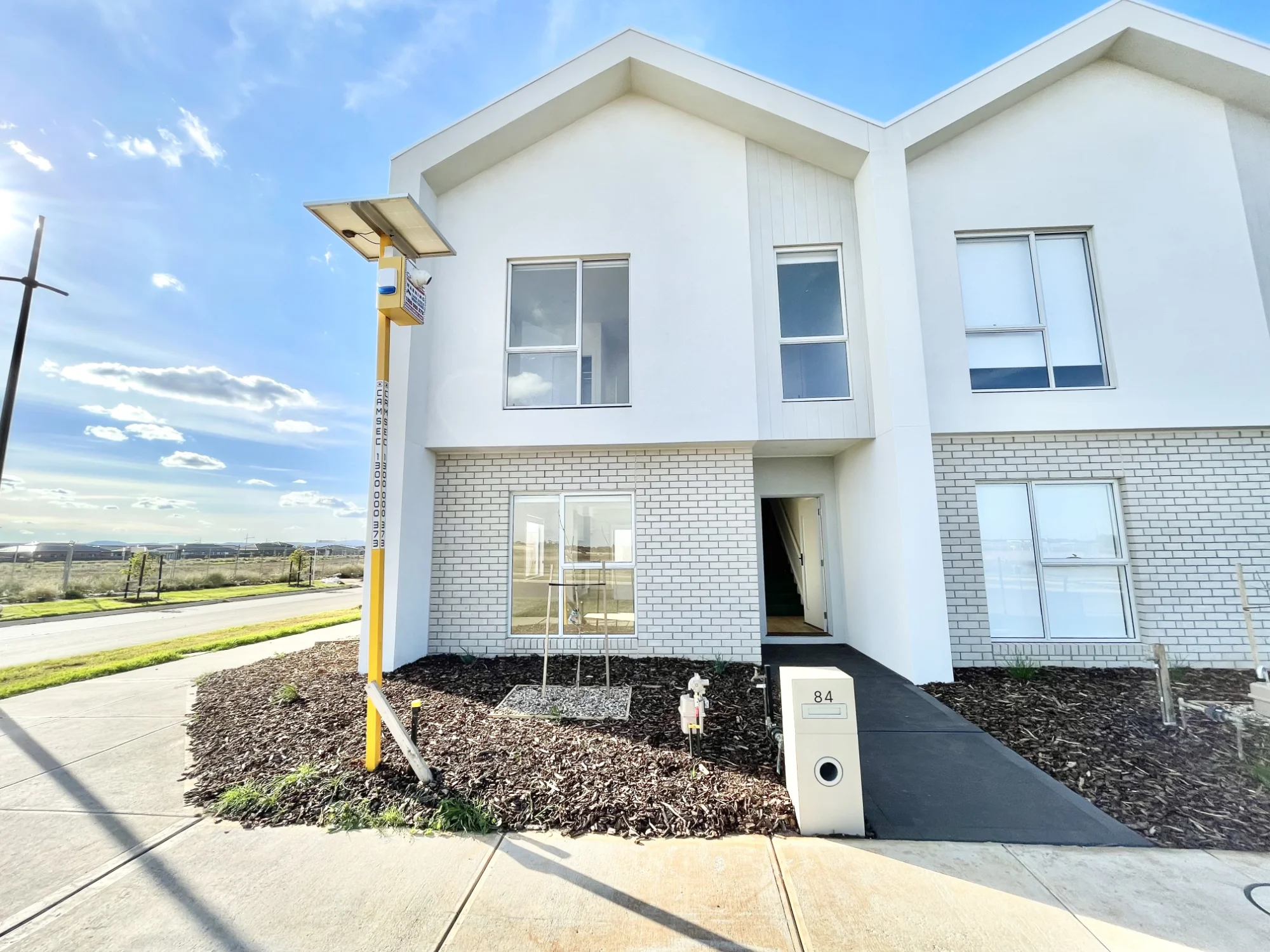 84 Morningside Drive, Thornhill Park, Vic 3335