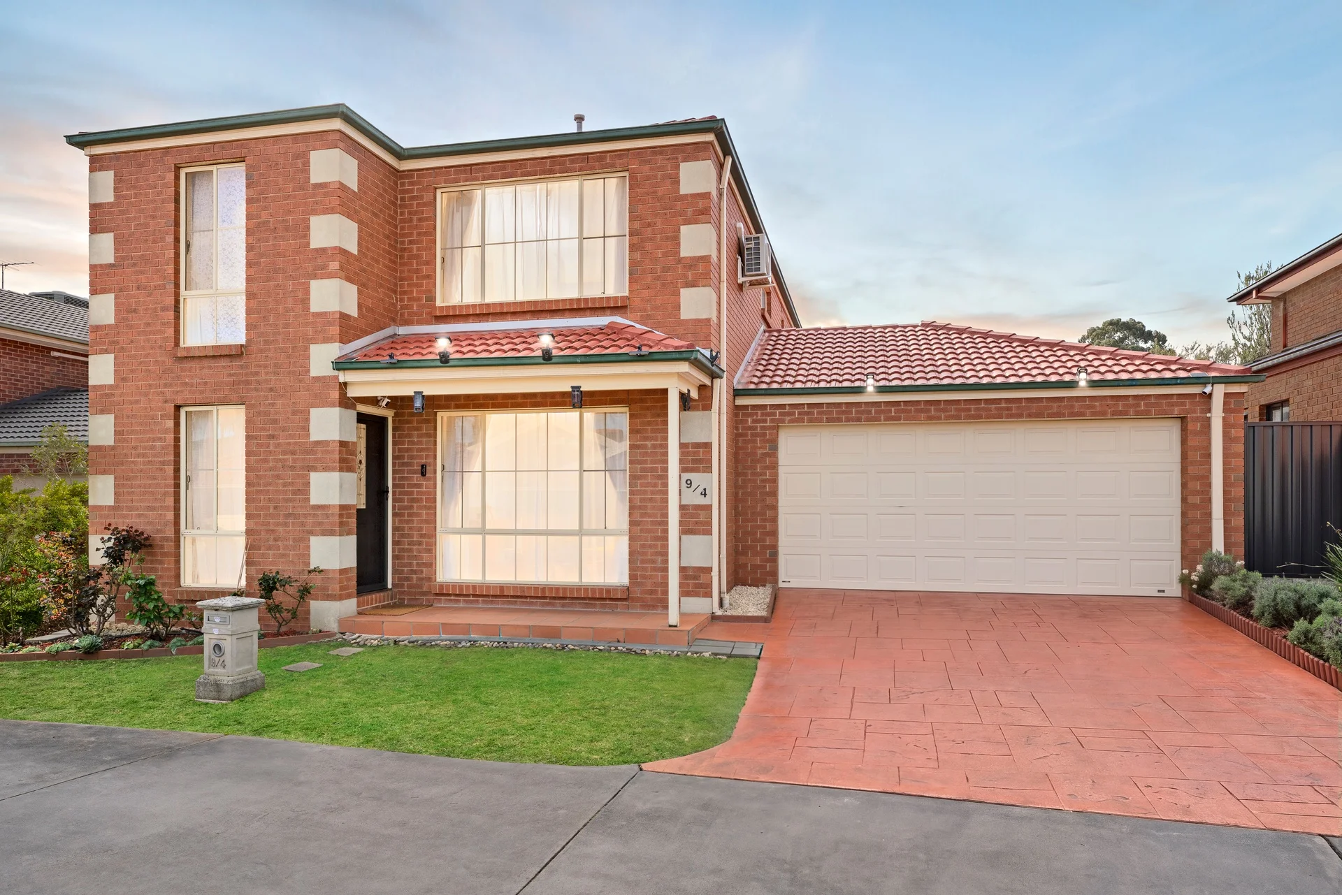 9/4 Leo Close, Wantirna South, Vic 3152