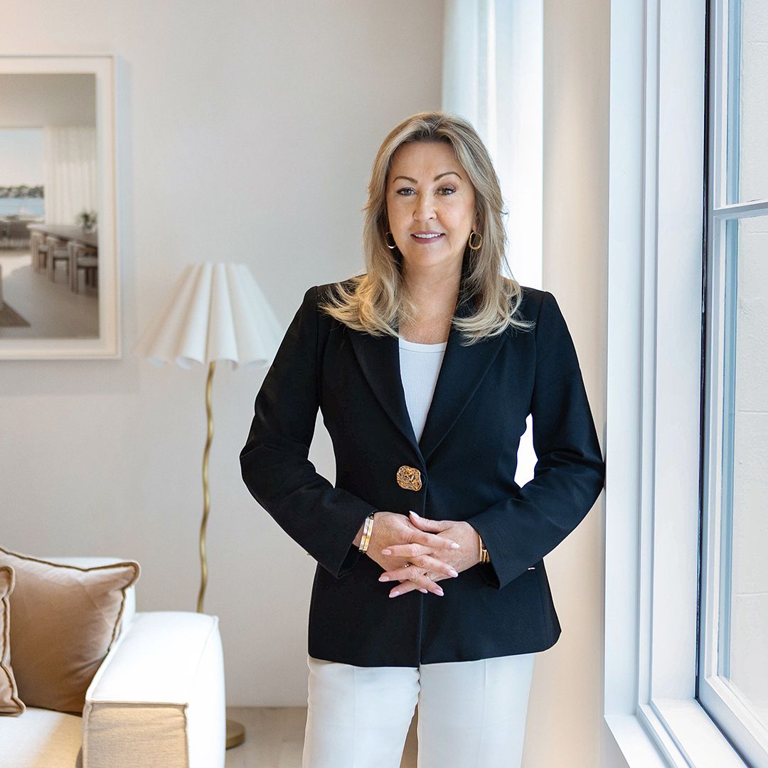 Tracey  Dixon - Real Estate Agent