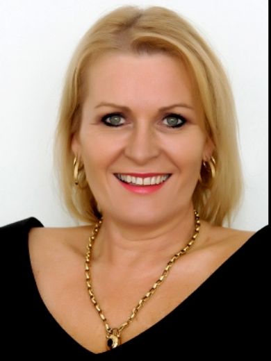 Tracie Jennings - Real Estate Agent at Premia Properties - Bribie Island 