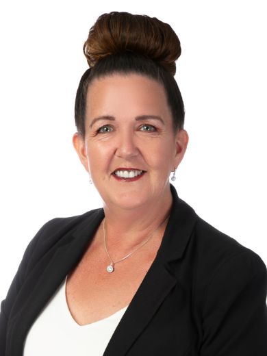 Tracy  Garbes - Real Estate Agent at Realty Plus - SPEARWOOD