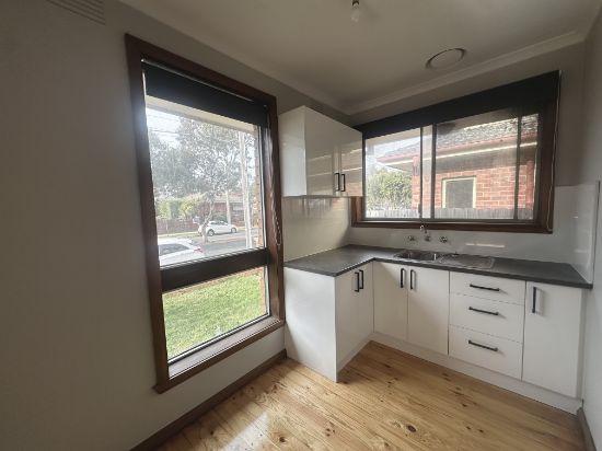 1/107a Pearson Street, Brunswick West, Vic 3055