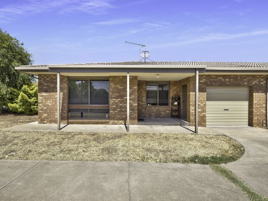 1/11 Caraselle Avenue, Wangaratta, Vic 3677