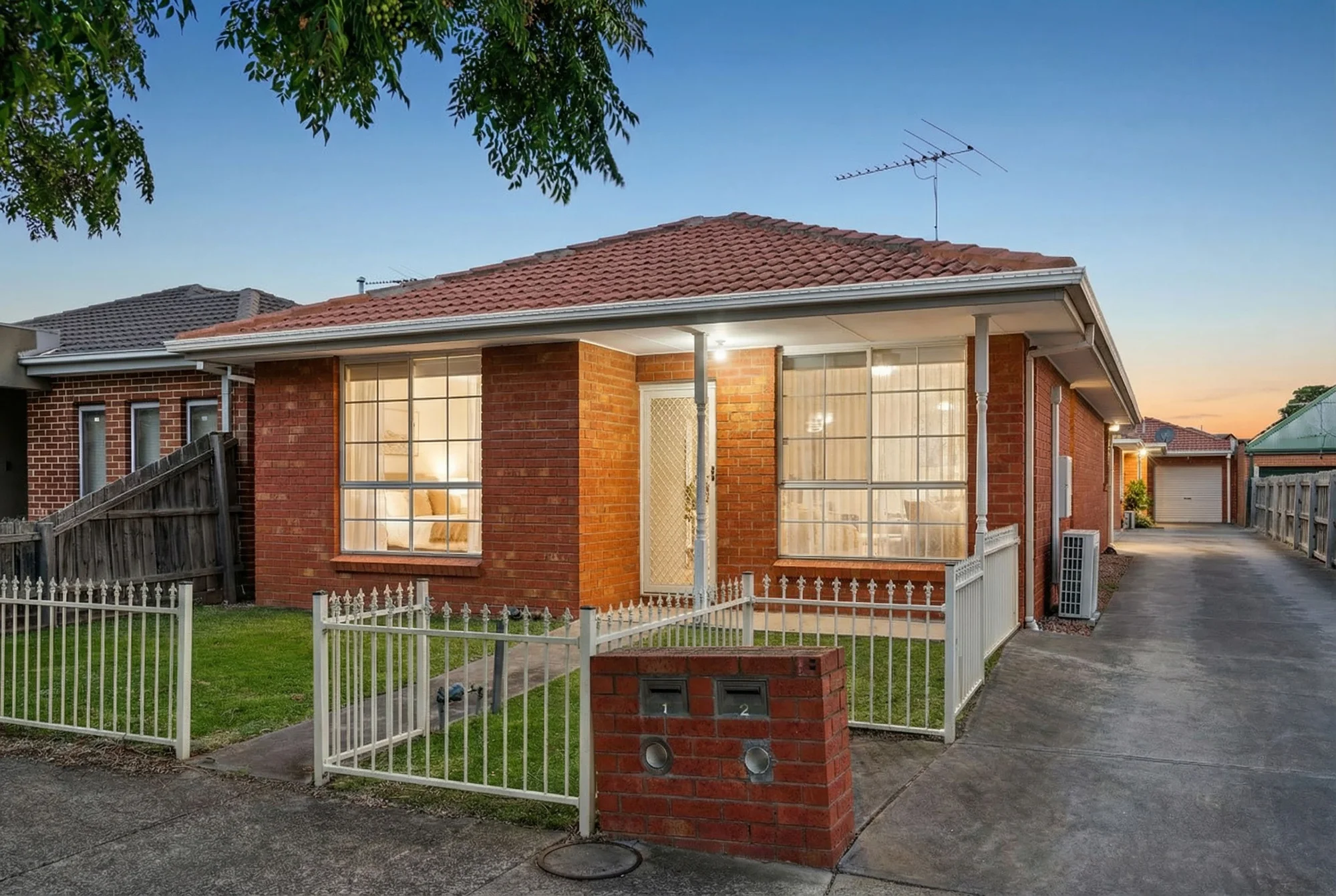 1/14 Spicer Boulevard, Altona Meadows VIC 3028