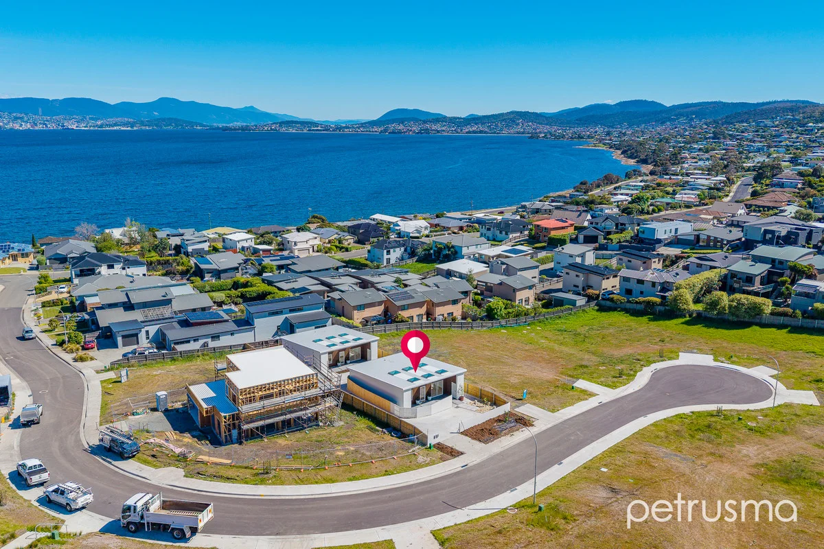 1/15 Tranquil Place, Tranmere, Tas 7018