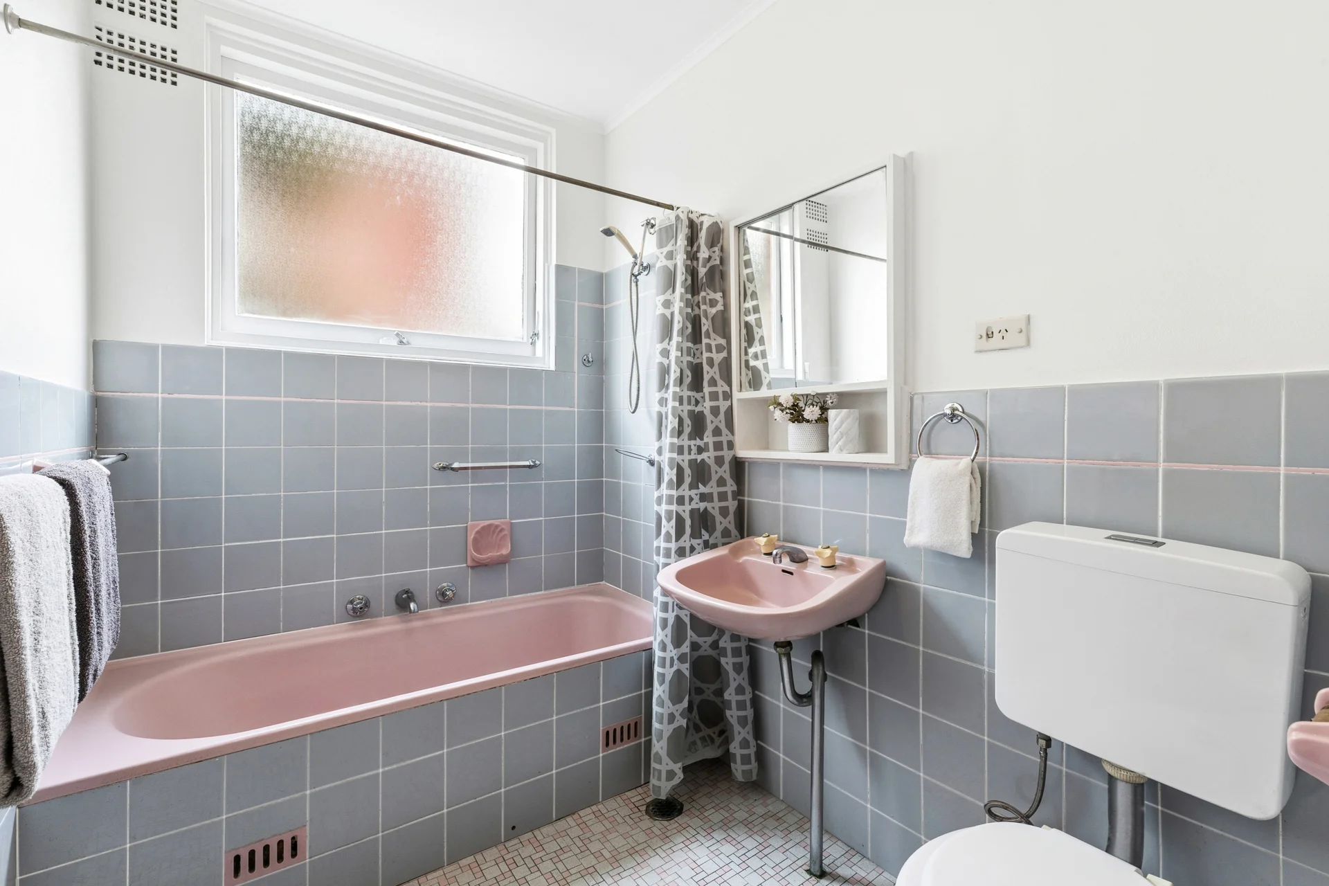 1/158 Chuter Avenue, Sans Souci, NSW 2219