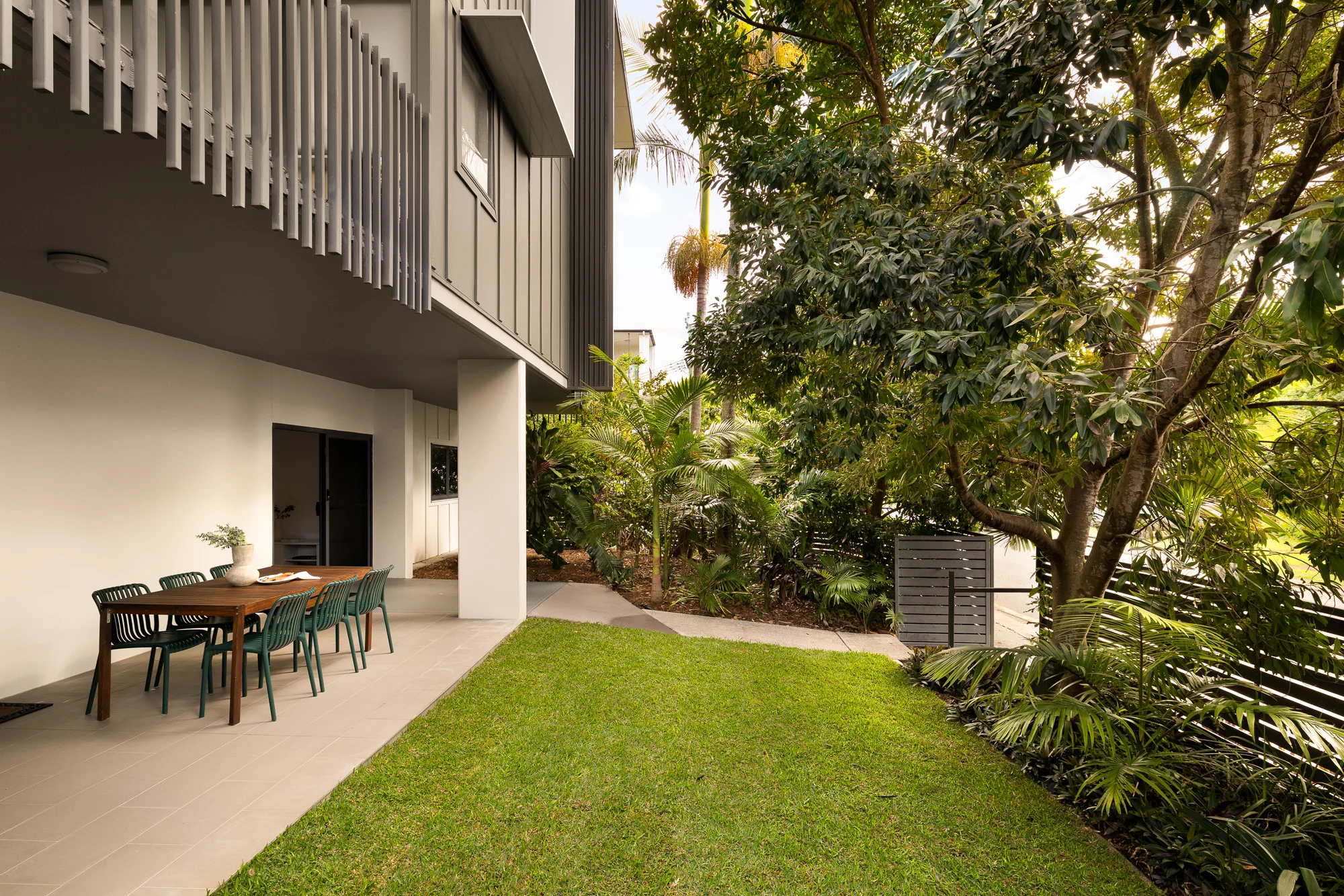 1/2-4 Garden Terrace, Newmarket, Qld 4051