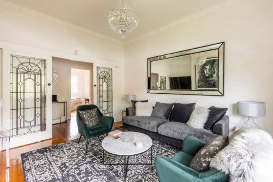 1/2 Avoca Avenue, Elwood, Vic 3184