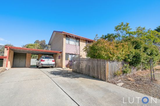 1/2 Avoca Place, Fisher, ACT 2611
