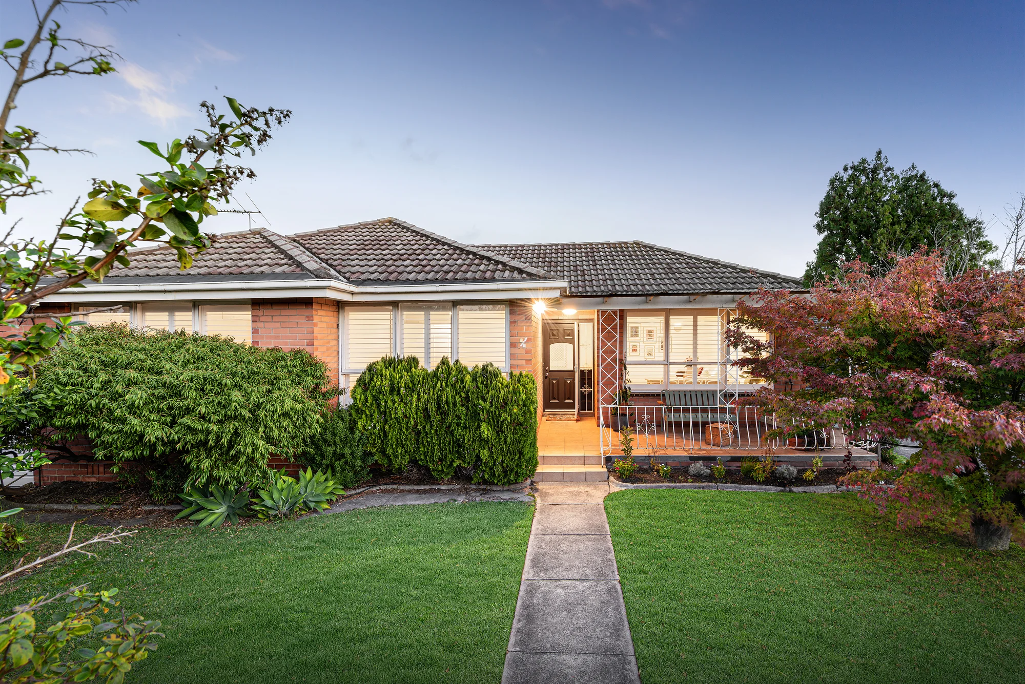 1/2 Waratah Avenue, Glen Huntly, Vic 3163