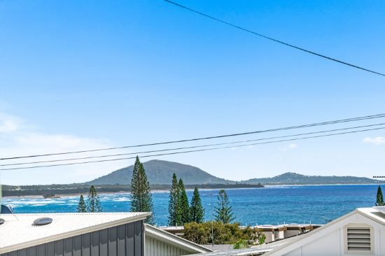 1/22 Buderim Avenue, Alexandra Headland, Qld 4572