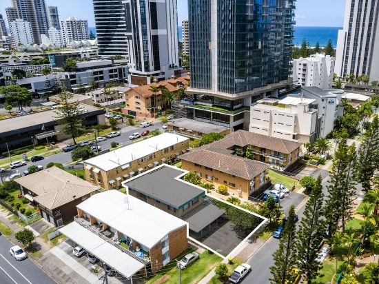 1/23 Anne Avenue, Broadbeach, Qld 4218