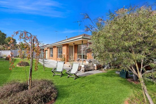 1/23 Woolvet Avenue, Belmont, Vic 3216