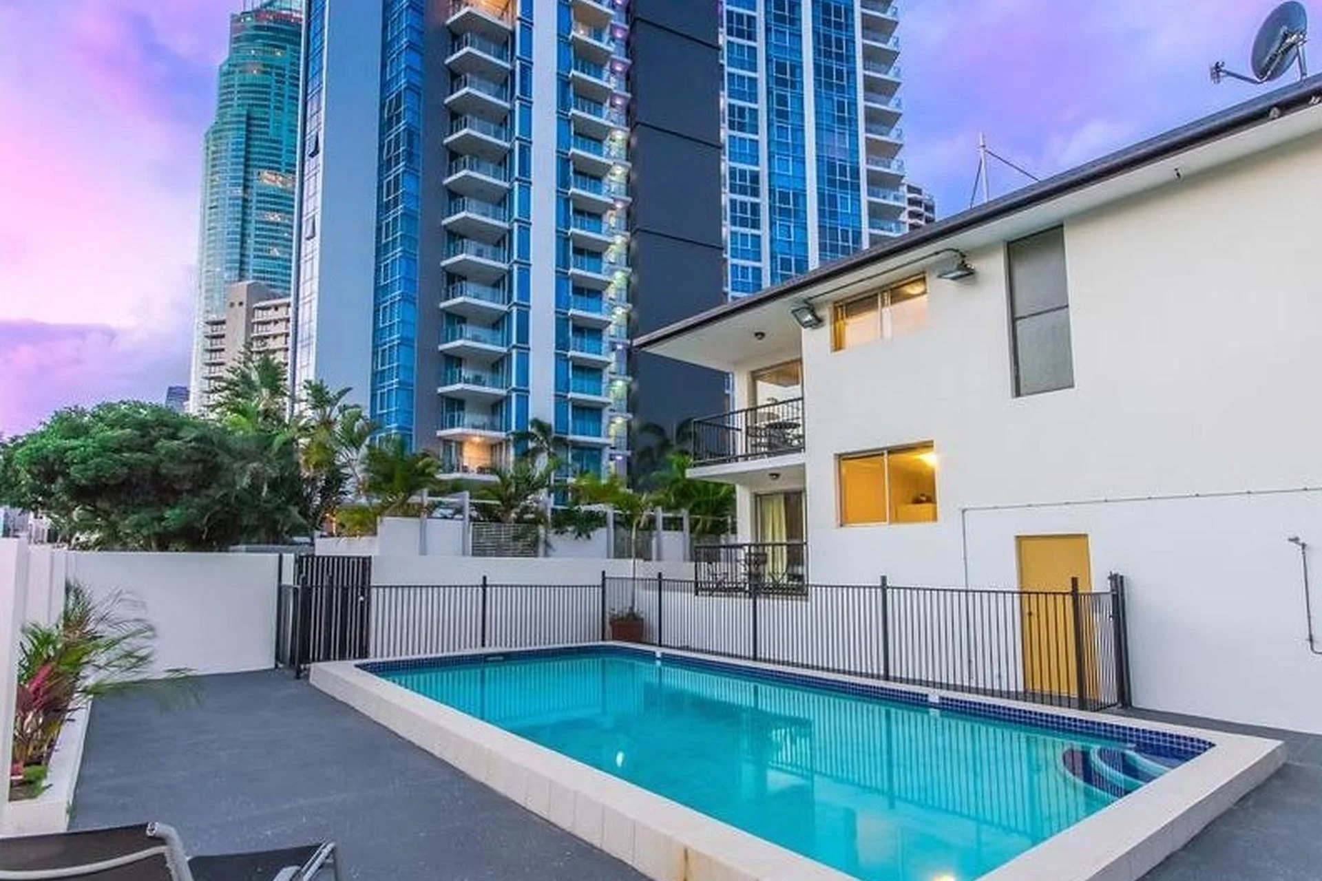 1/2961 Surfers Paradise Boulevard, Surfers Paradise, Qld 4217