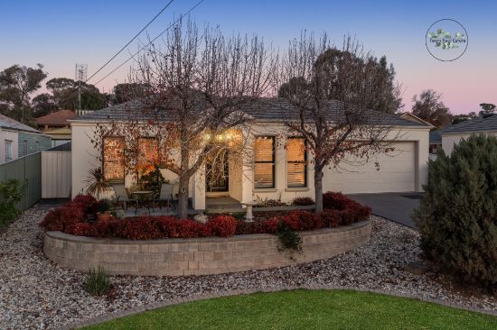 1/32 Race Street, Flora Hill, Vic 3550