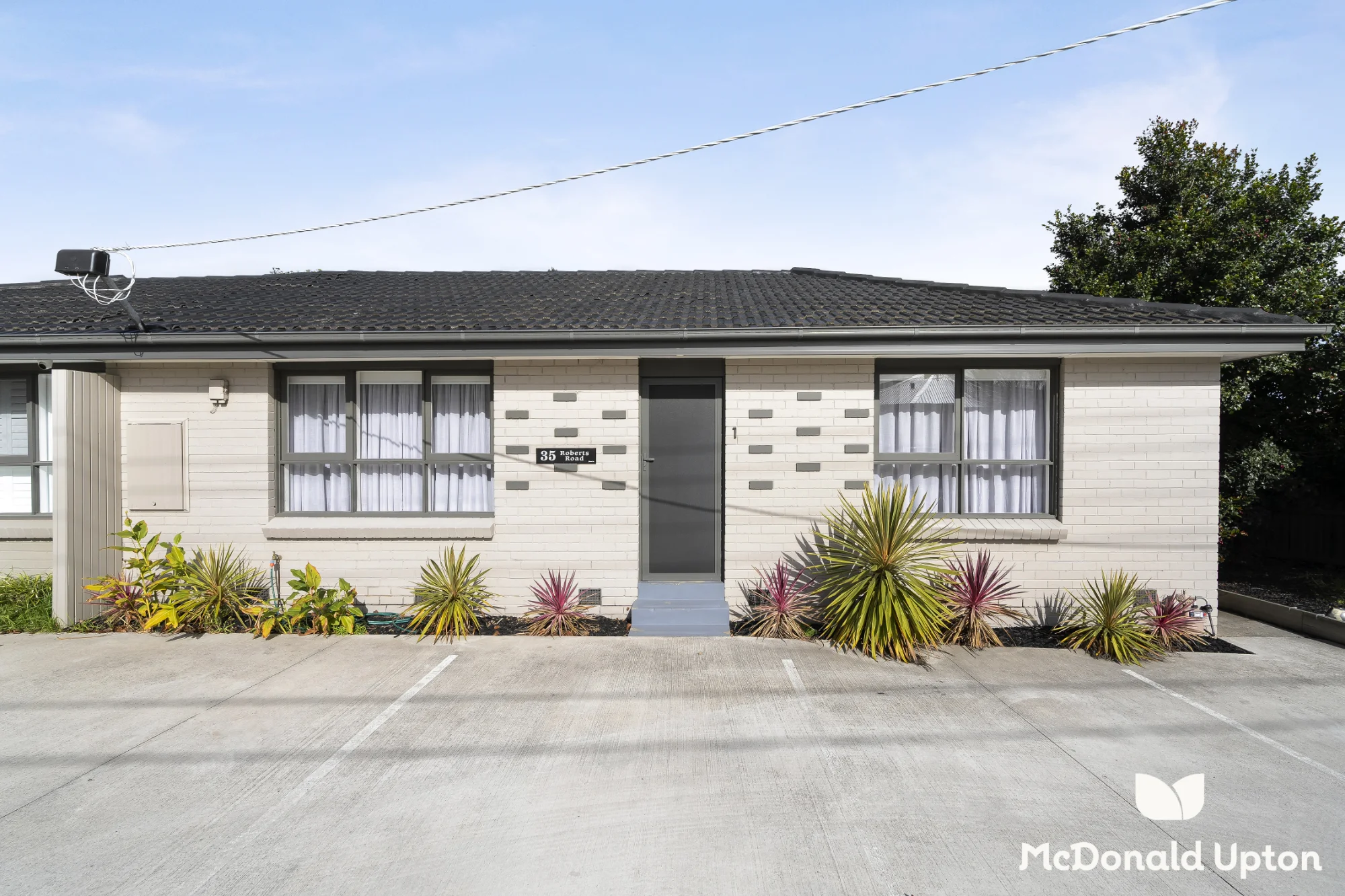 1/35 Roberts Road, Airport West, Vic 3042