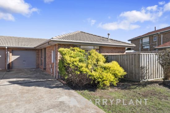 1/4 Asquith Place, Melton West, Vic 3337