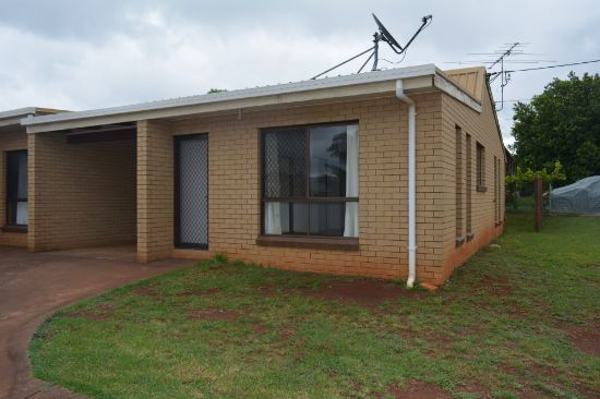 1/4 McQuade Court, Kearneys Spring, Qld 4350