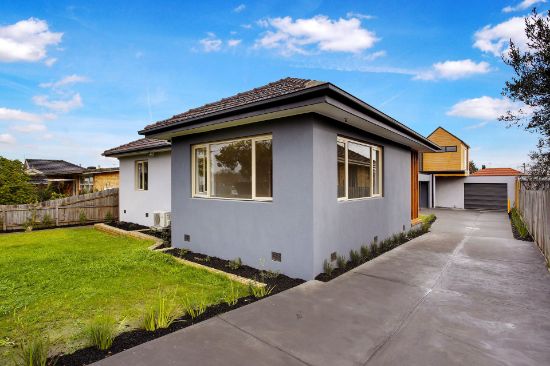 1/5 Madeleine Road, Clayton, Vic 3168
