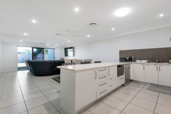 1/5 Parkway Street, Emerald, Qld 4720