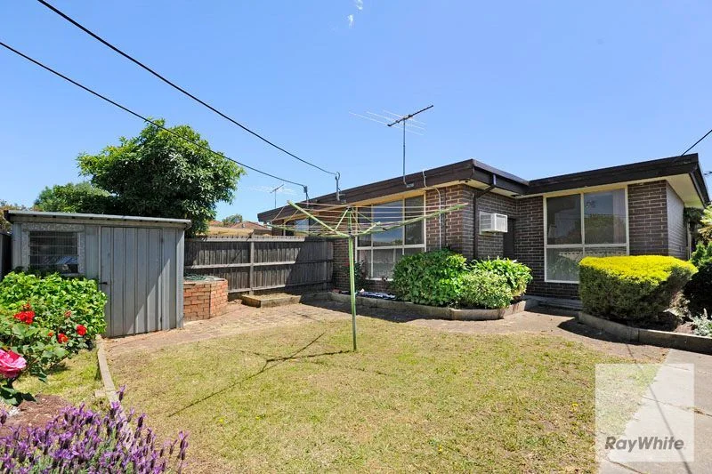 1/62 Snell Grove, Oak Park VIC 3046