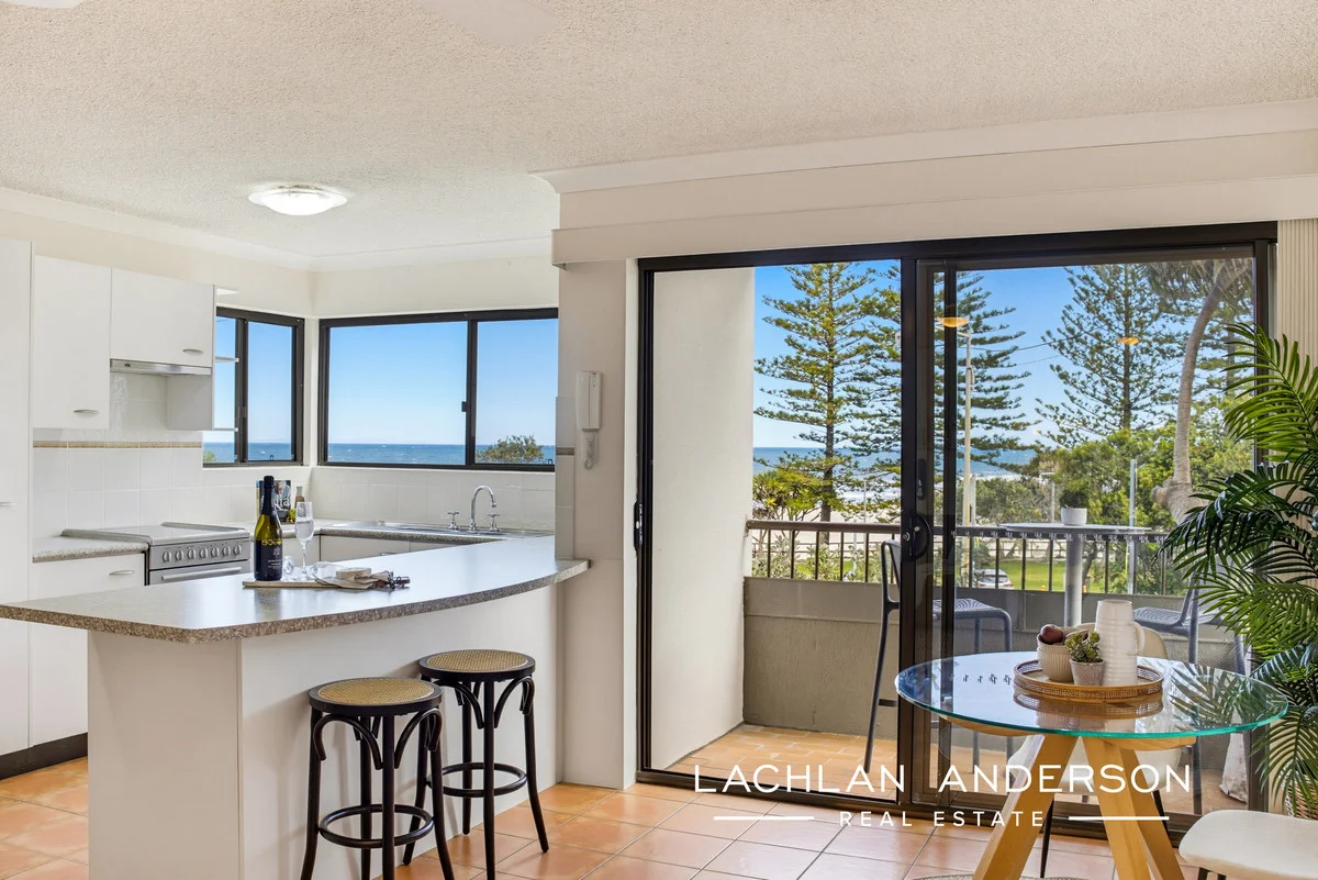 1/7 Esplanade Bulcock Beach, Caloundra, Qld 4551