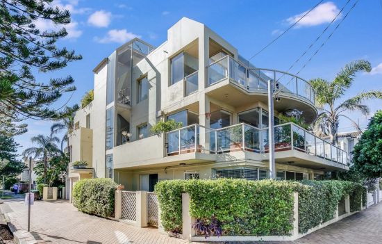 1/8  Pine Street, Manly, NSW 2095