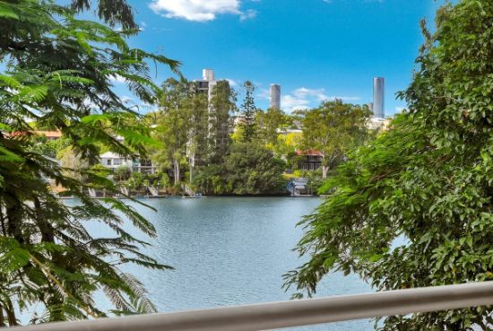 10/134 Macquarie Street, St Lucia, Qld 4067