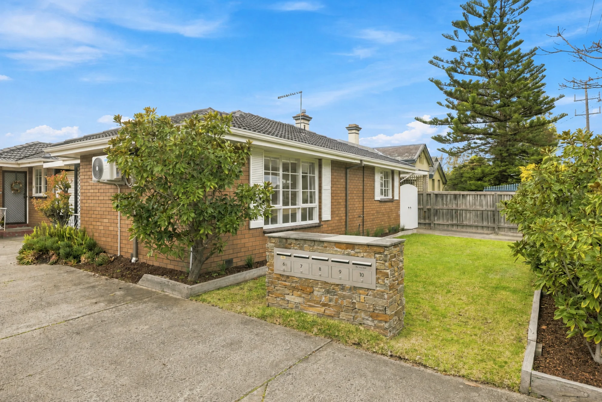10/51-53 Como Parade East, Parkdale, Vic 3195