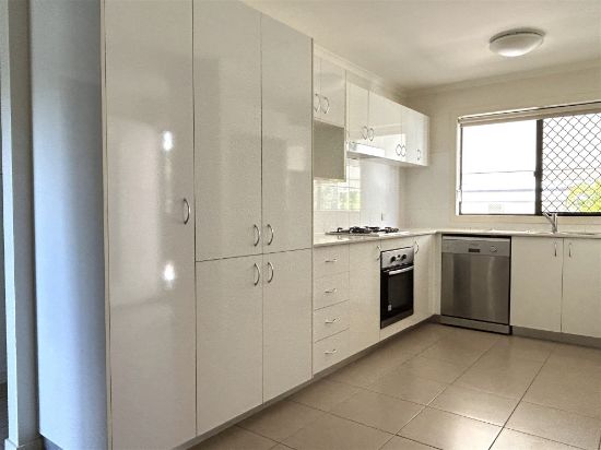 11/3 McKenzie St, Middlemount, Qld 4746