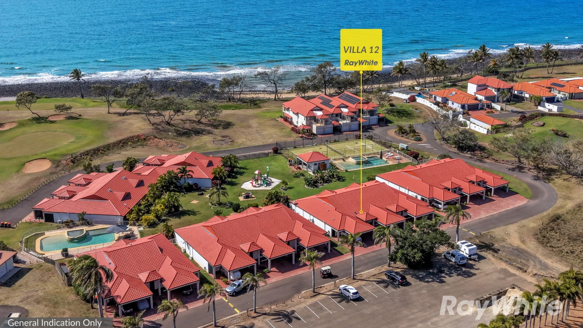 12/1 PEBBLE BEACH Drive, Coral Cove QLD 4670
