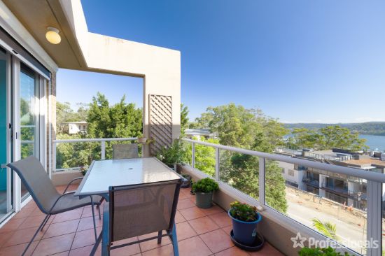 19/91-95 John Whiteway Drive, Gosford, NSW 2250